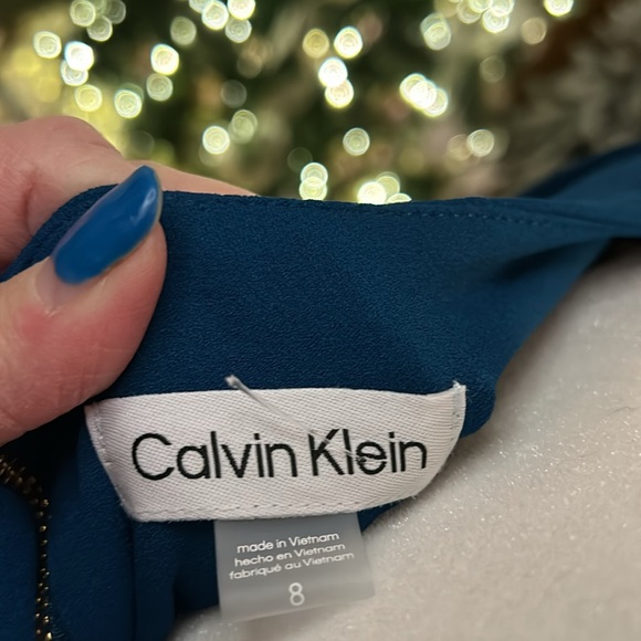 Calvin Klein Flutter Sleeve Dress Sz 8 NWT - Picture 5 of 9